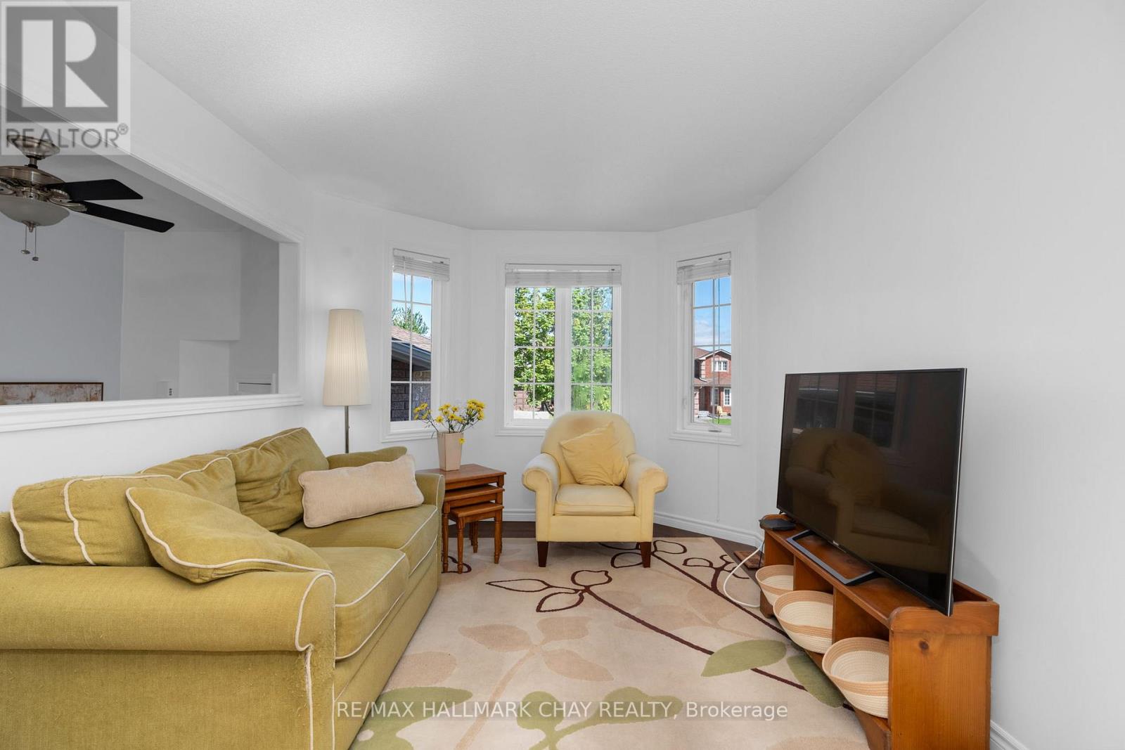 63 Masters Drive Property Photo 6