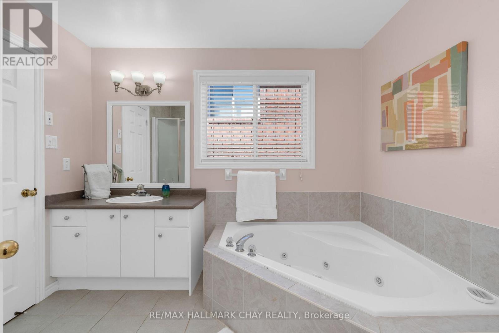 63 Masters Drive Property Photo 15