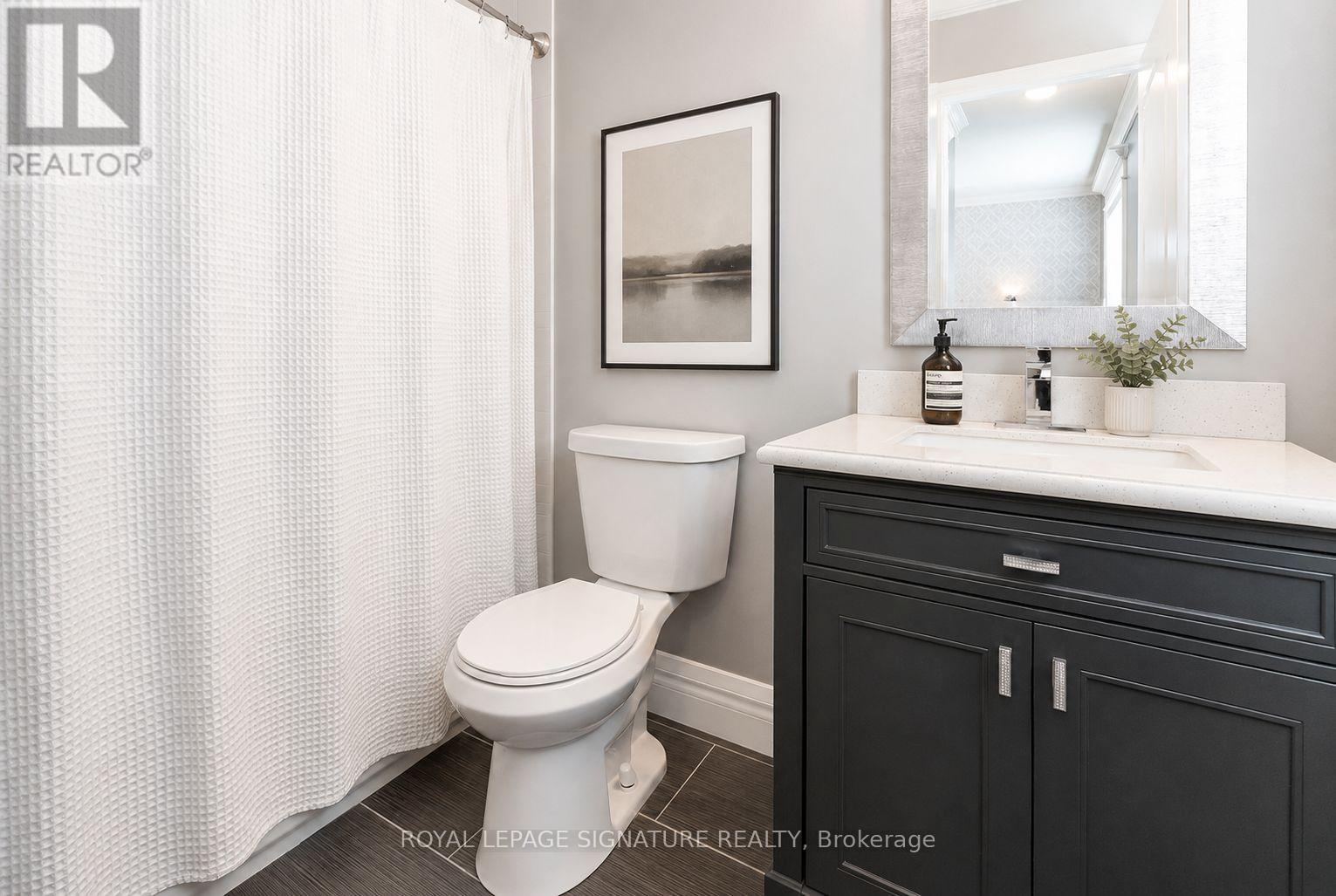 37 Succession Crescent Property Photo 6