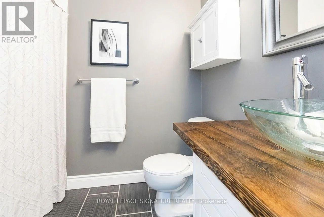 37 Succession Crescent Property Photo 7