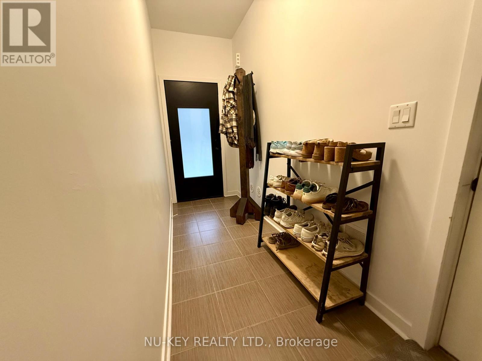 81 - 369 Essa Road Property Photo 6