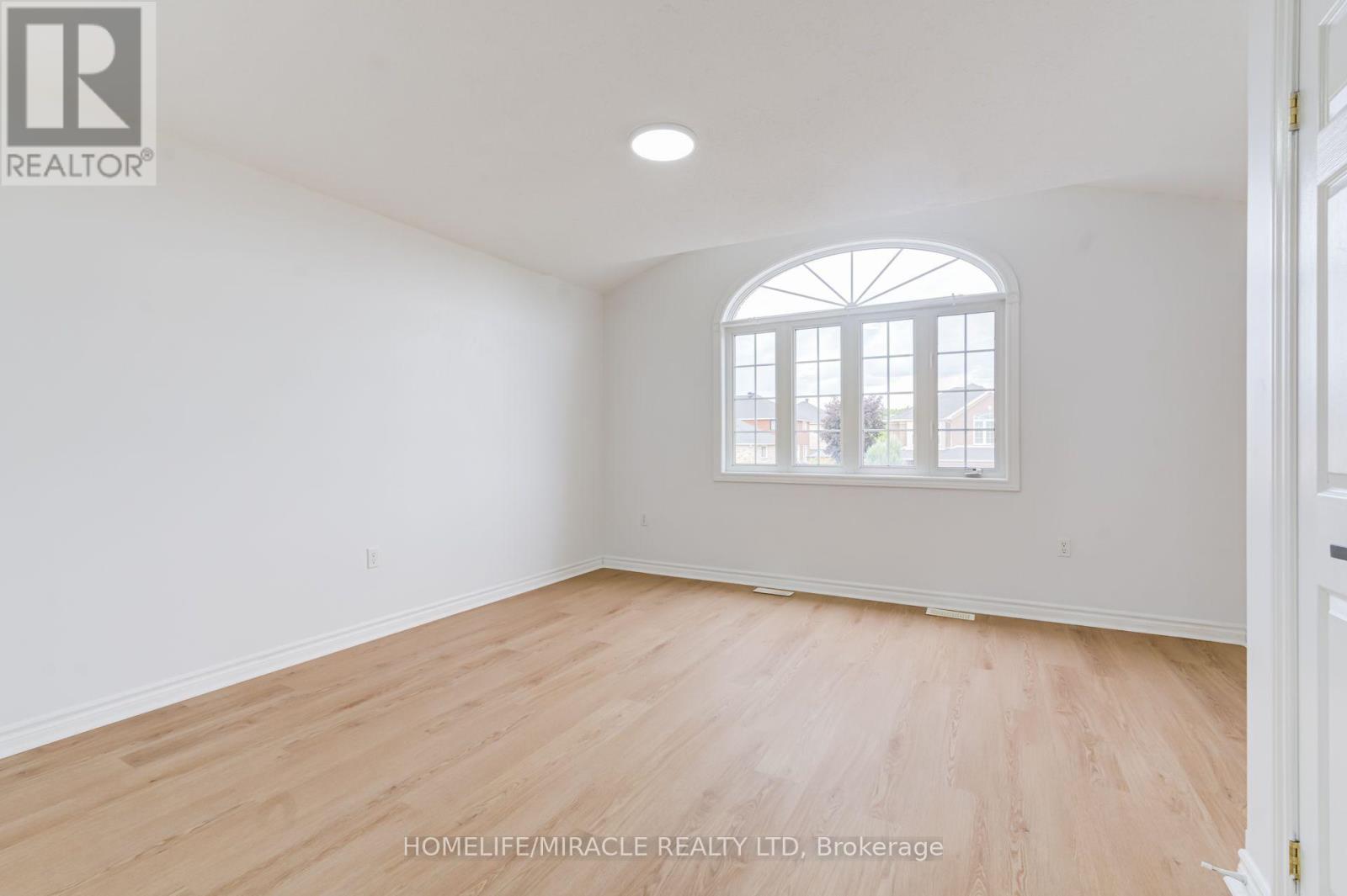 7 Empire Drive Property Photo 17