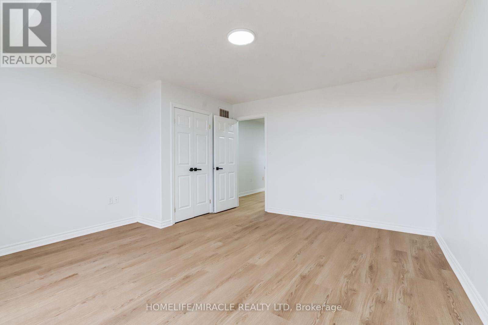 7 Empire Drive Property Photo 18