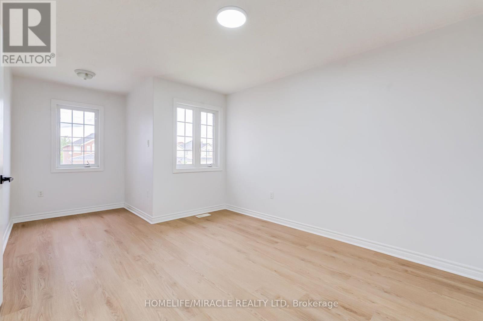 7 Empire Drive Property Photo 20