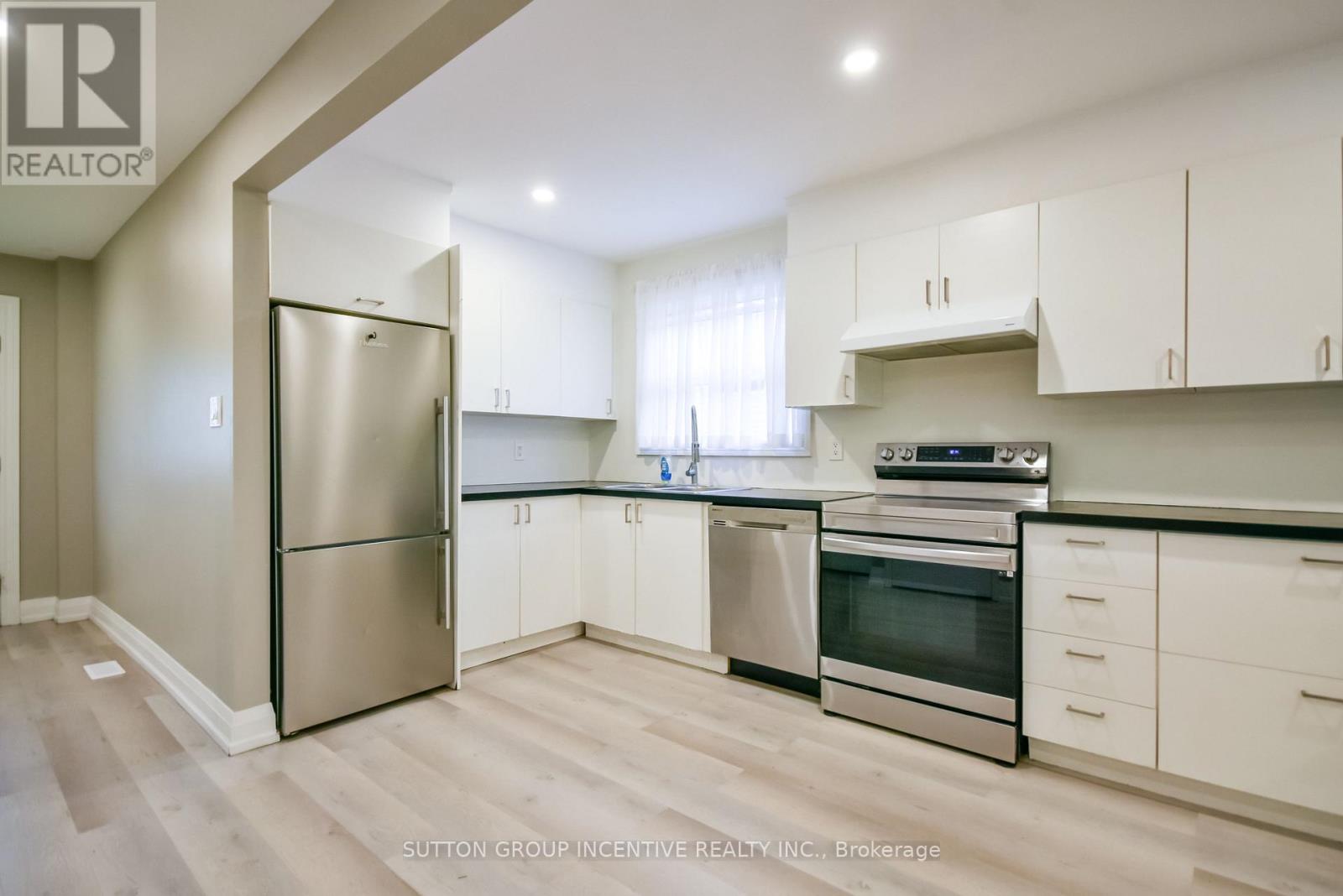 33b Cundles Road E Property Photo 9