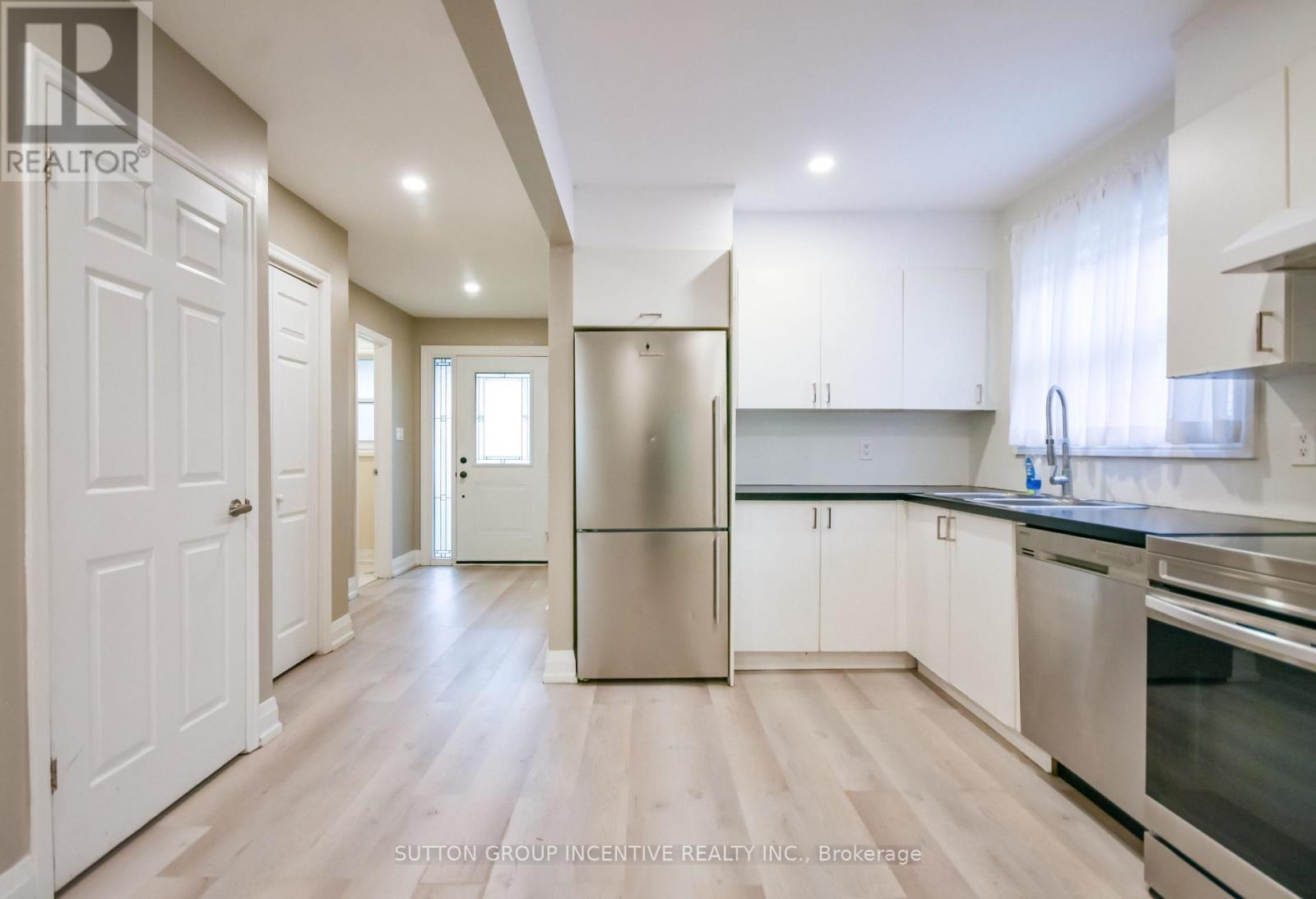 33b Cundles Road E Property Photo 10