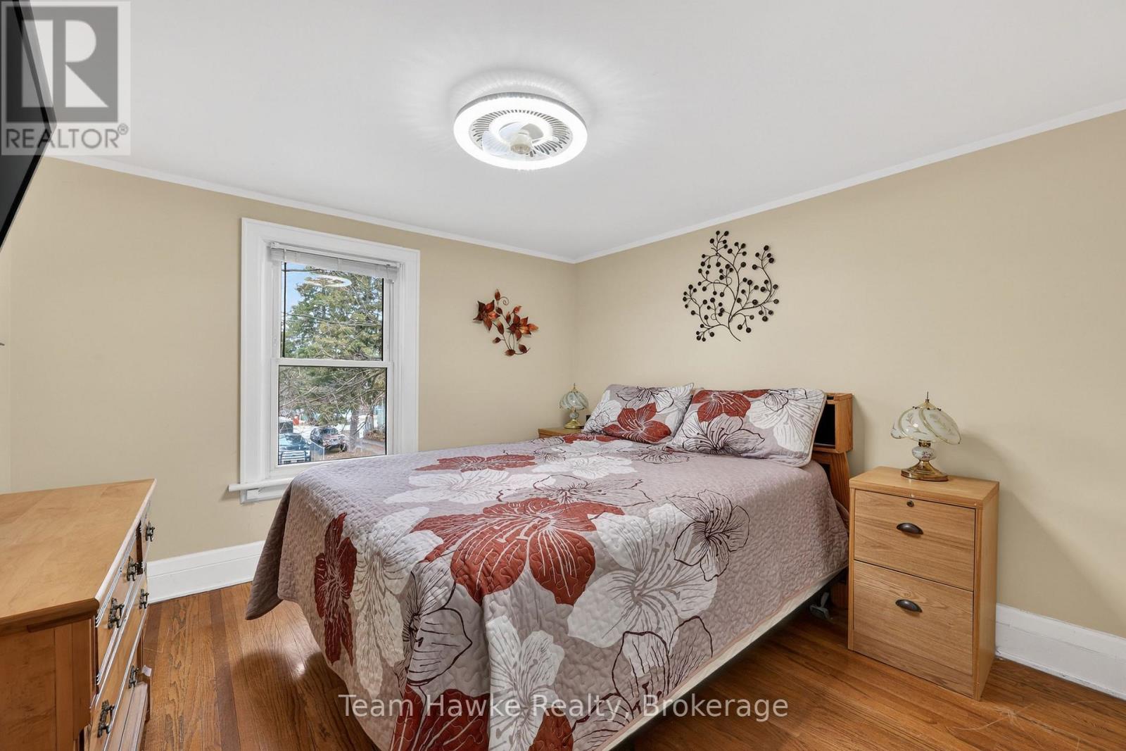 443 Elizabeth Street Property Photo 10