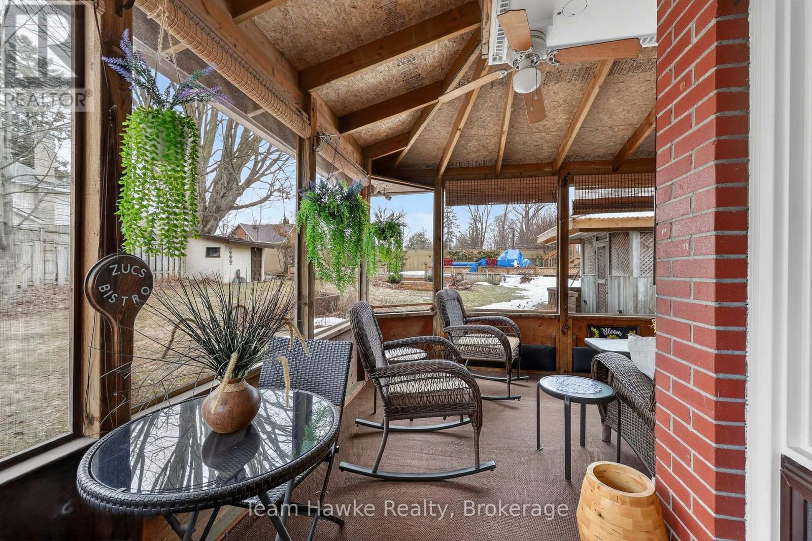 443 Elizabeth Street Property Photo 17