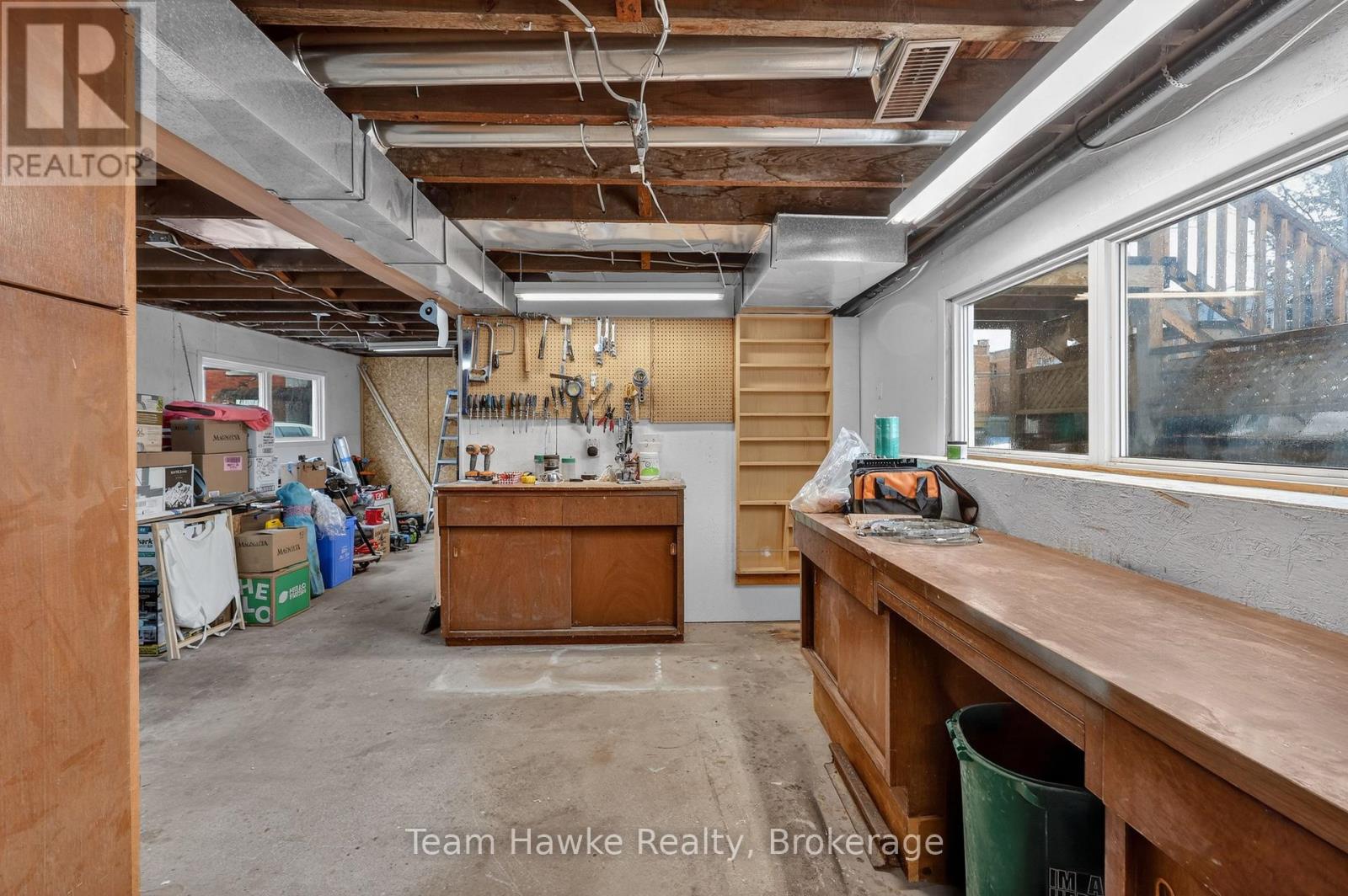 443 Elizabeth Street Property Photo 22