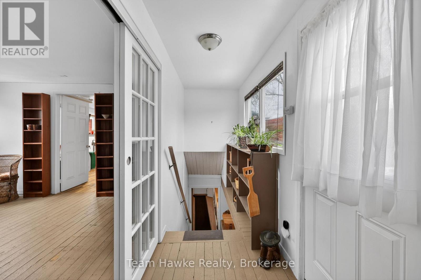 443 Elizabeth Street Property Photo 23