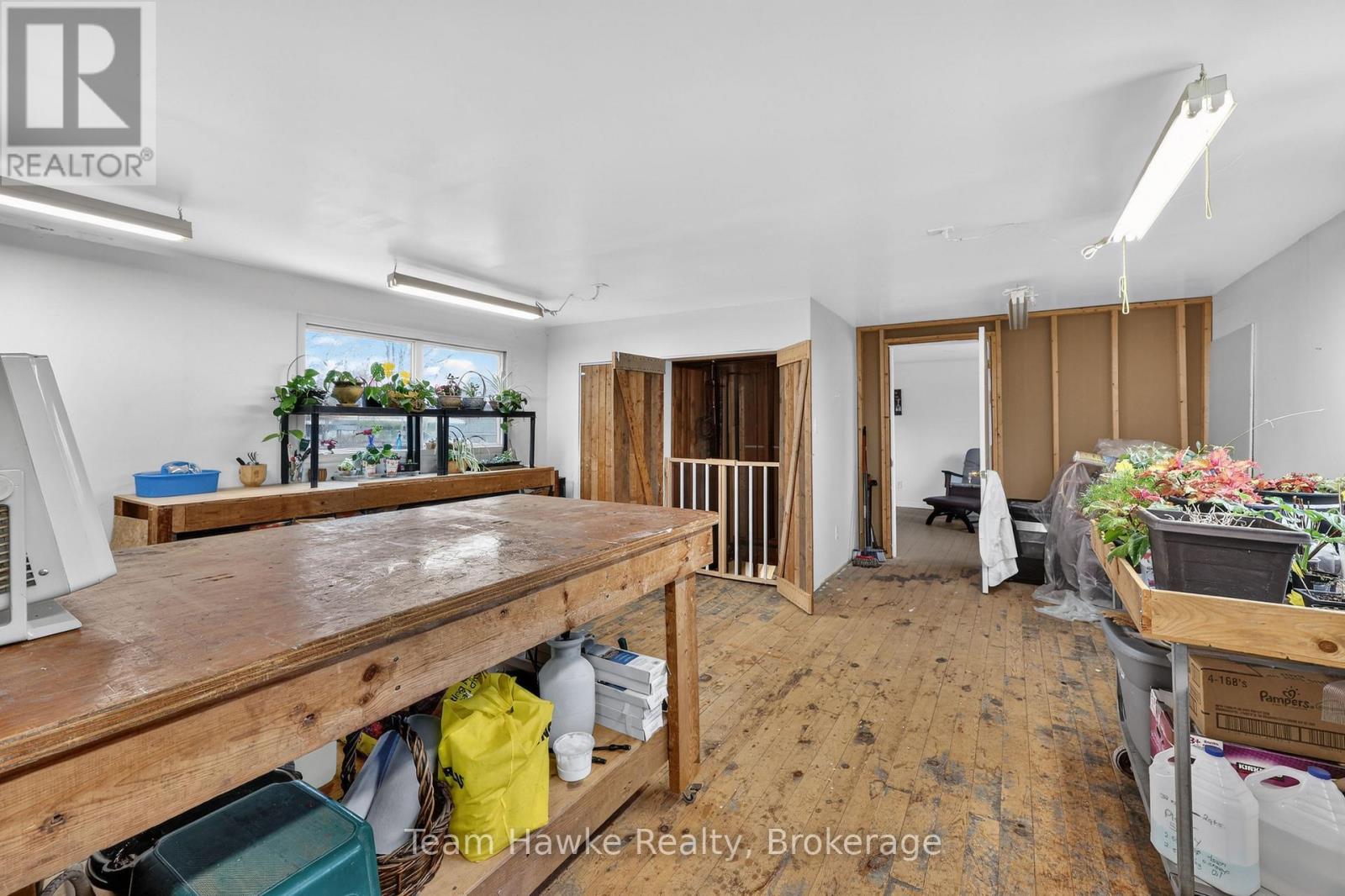 443 Elizabeth Street Property Photo 25