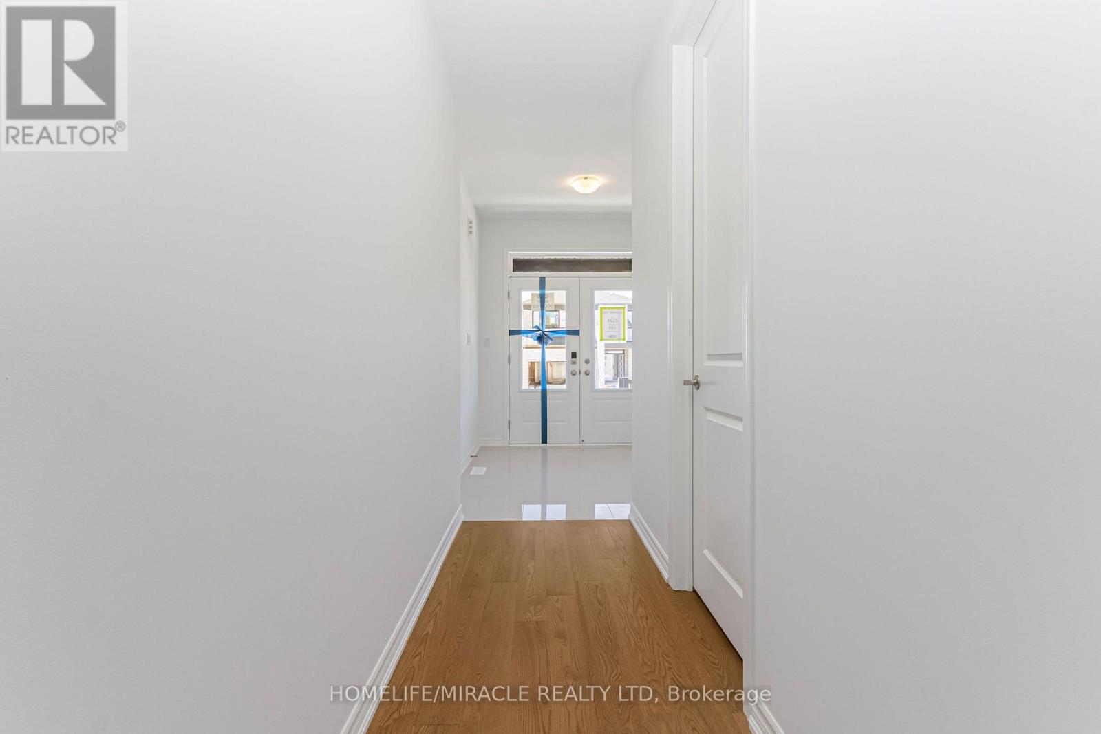 54 Gretzky Avenue Property Photo 3
