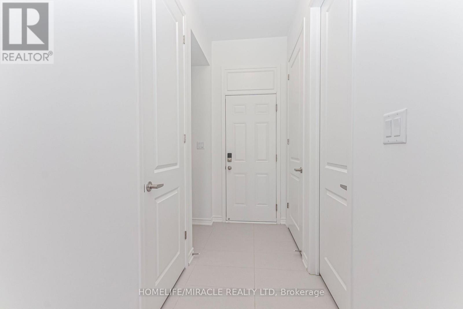 54 Gretzky Avenue Property Photo 17