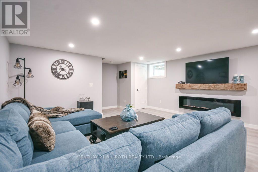 38 Beverly Street Property Photo 29