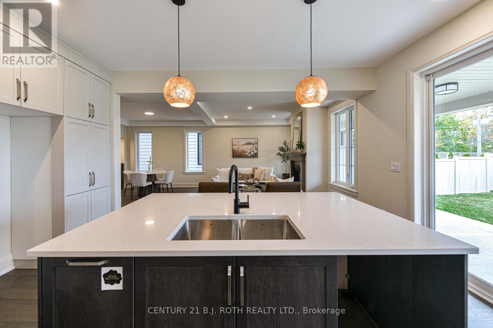 3195 Orion Boulevard Property Photo 11