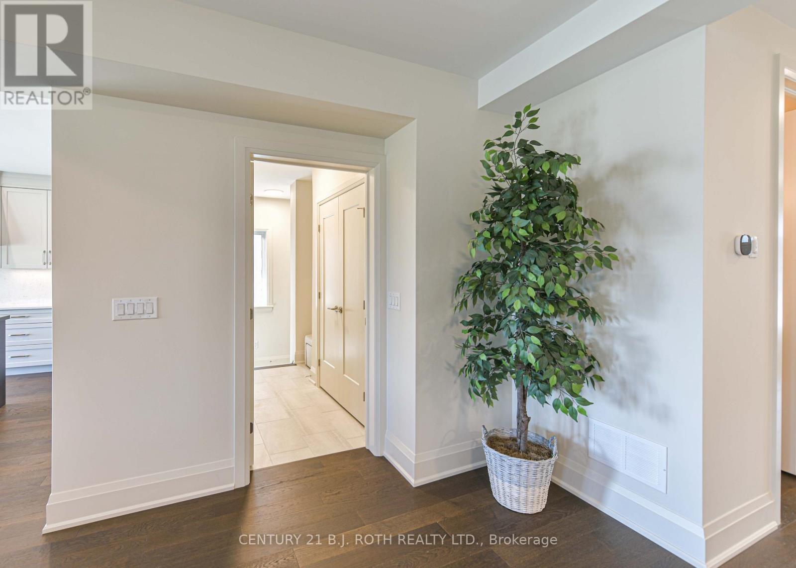 3195 Orion Boulevard Property Photo 13