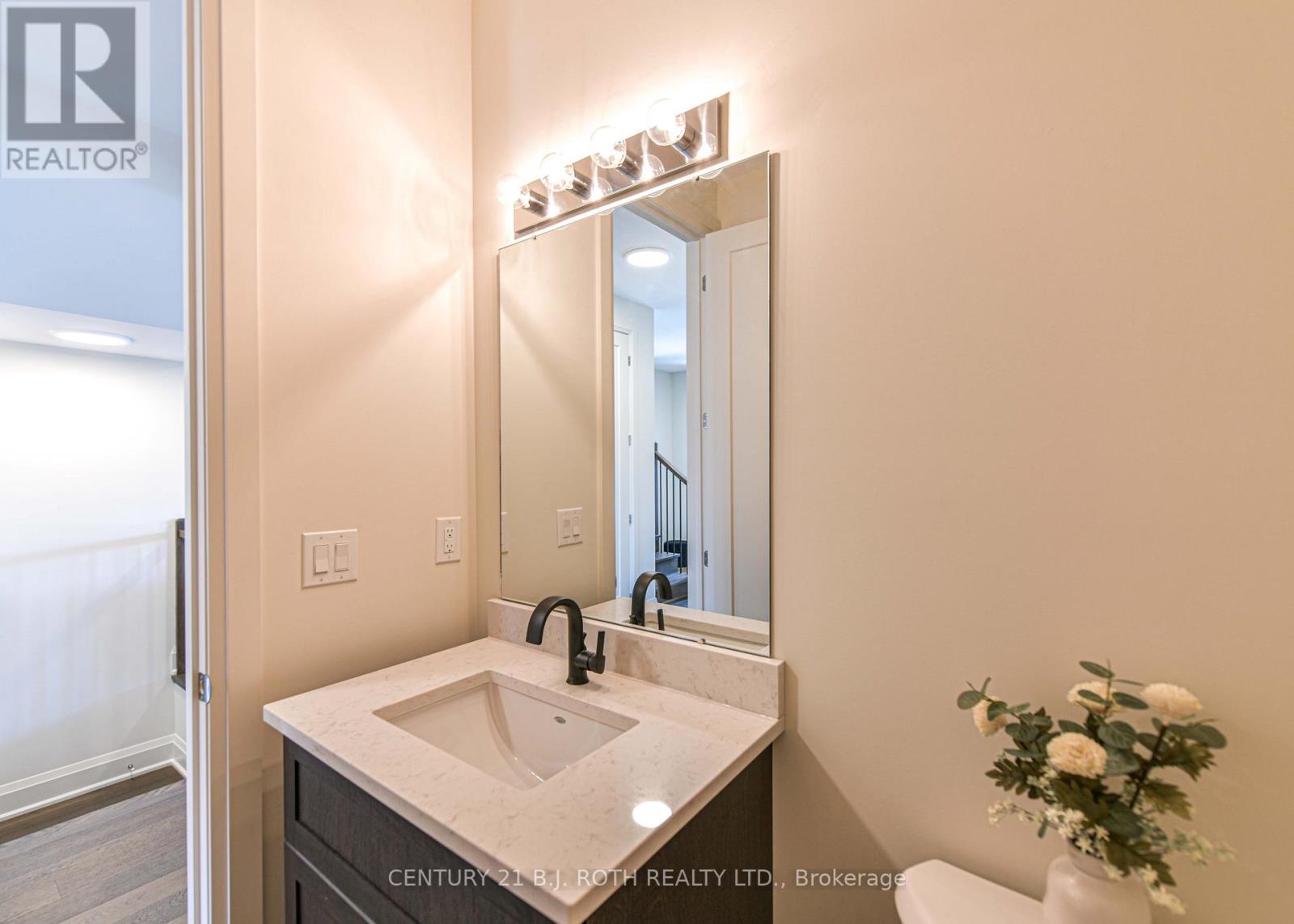 3195 Orion Boulevard Property Photo 16