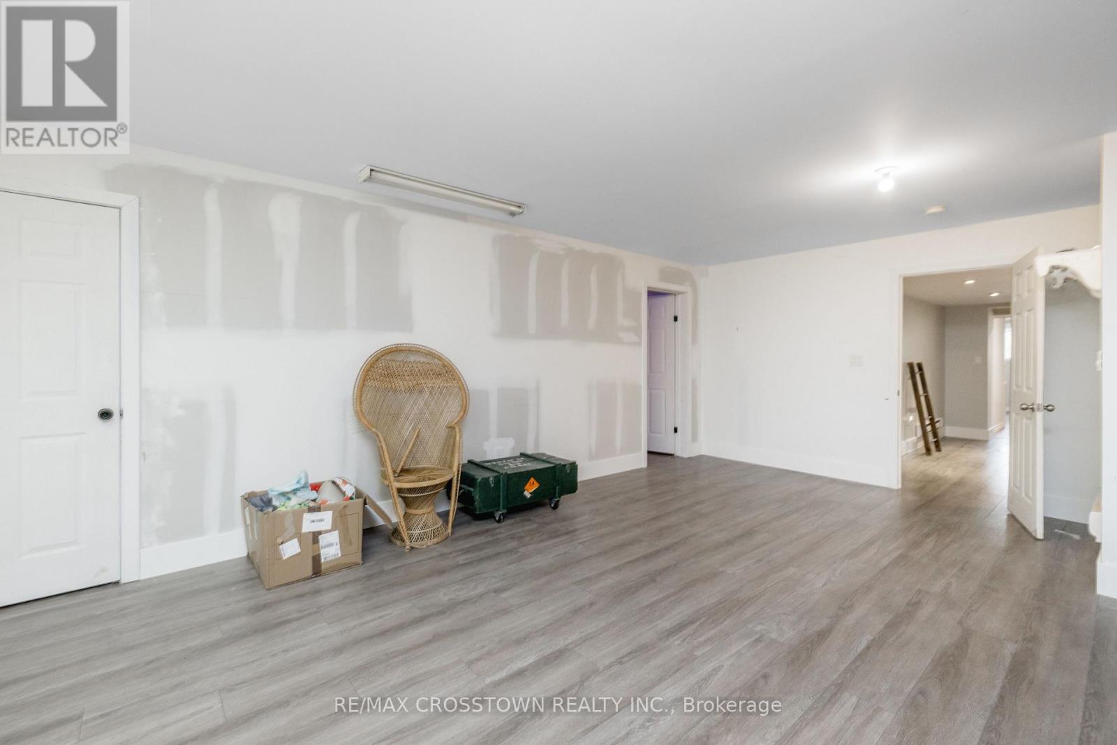 4454 Rosalyn Drive Property Photo 45