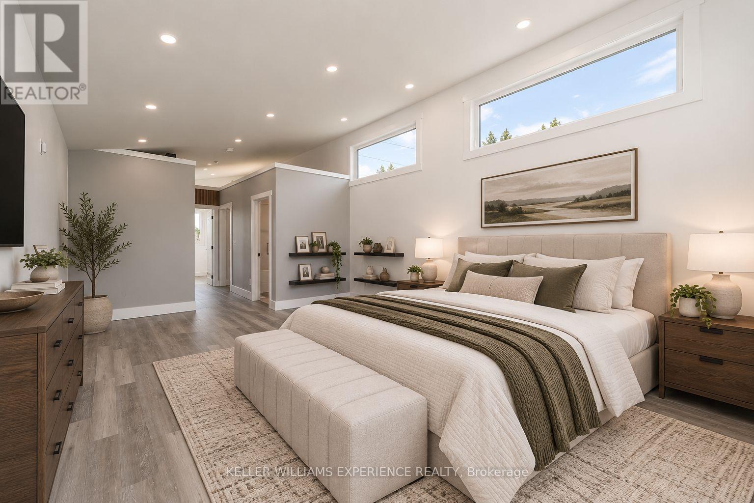 1055 Henry Street Property Photo 8