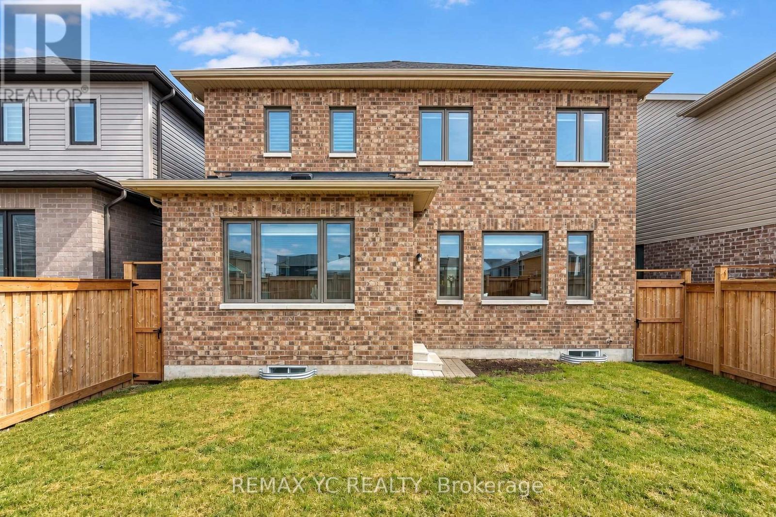 126 Durham Avenue Property Photo 41
