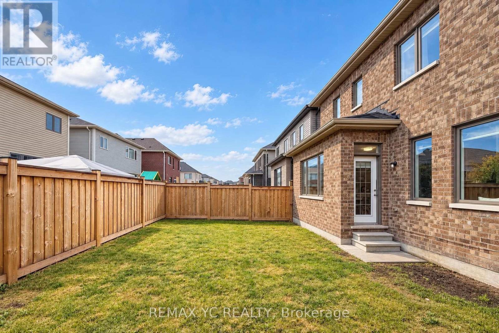126 Durham Avenue Property Photo 43