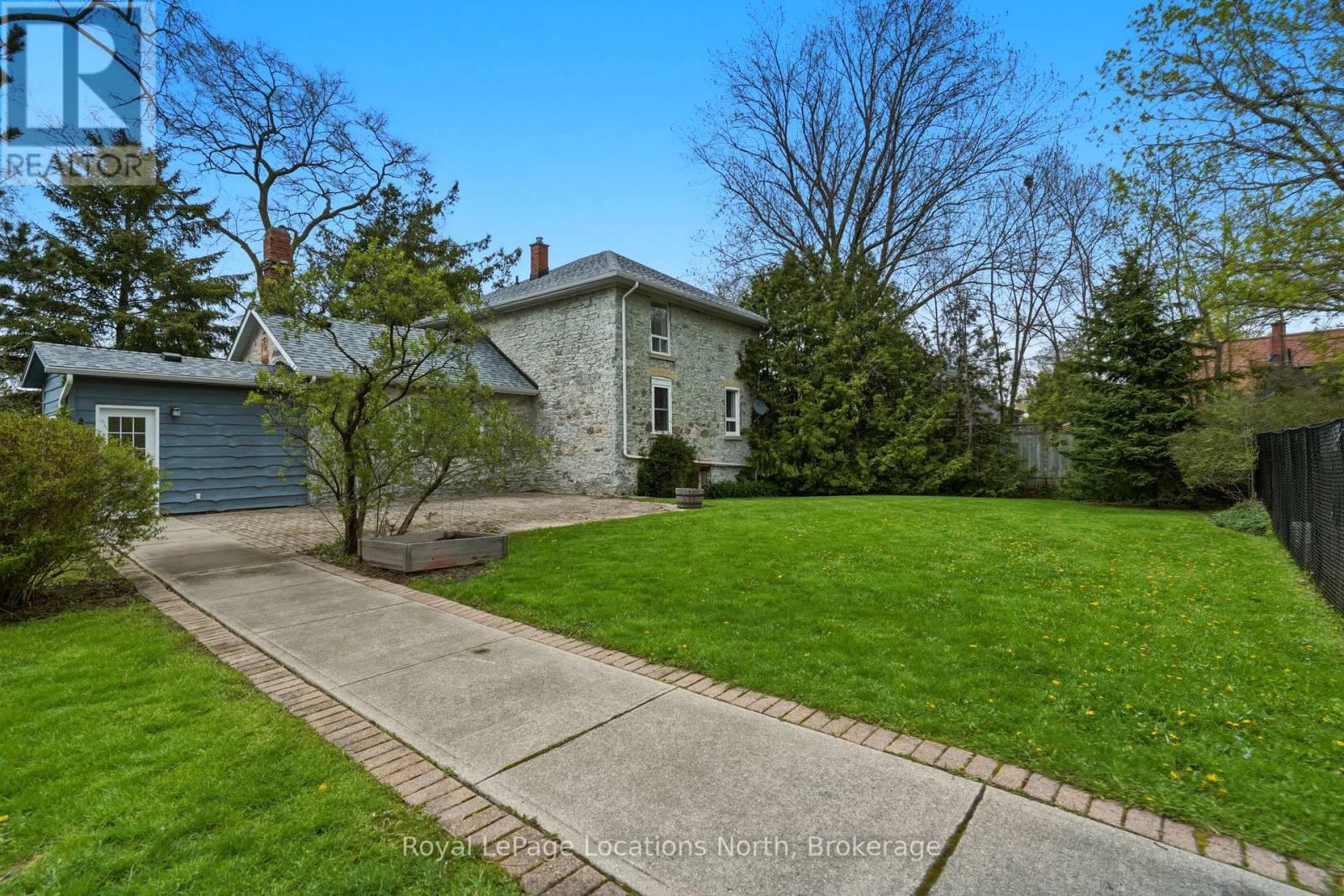 562 Cameron Street Property Photo 1