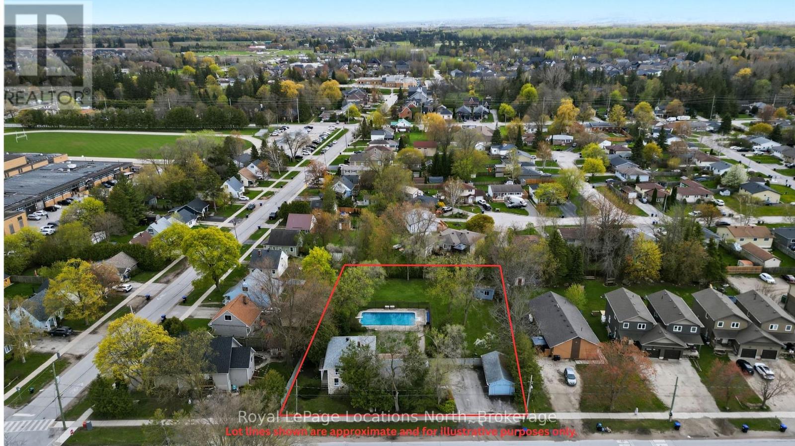 562 Cameron Street Property Photo 4