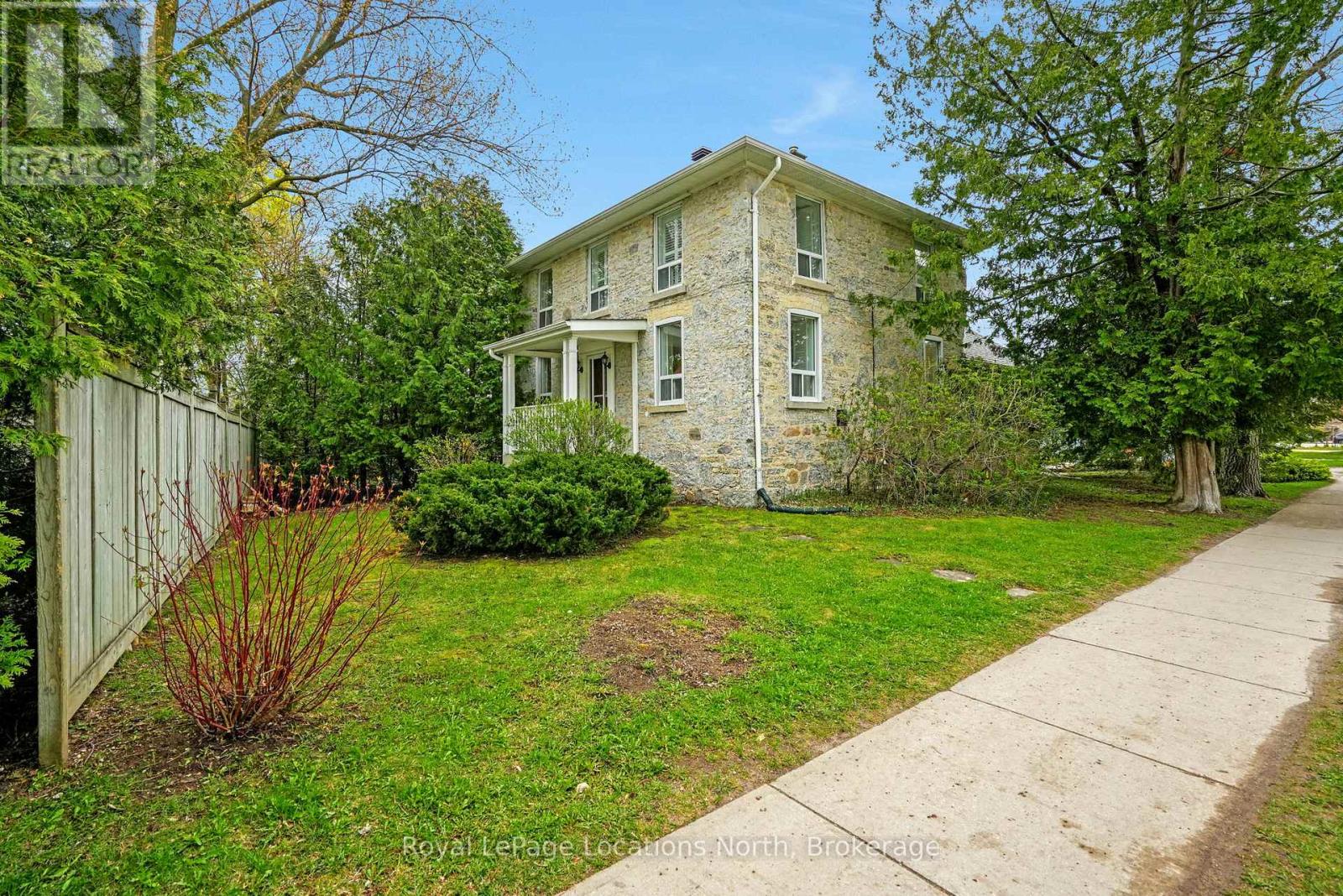 562 Cameron Street Property Photo 29