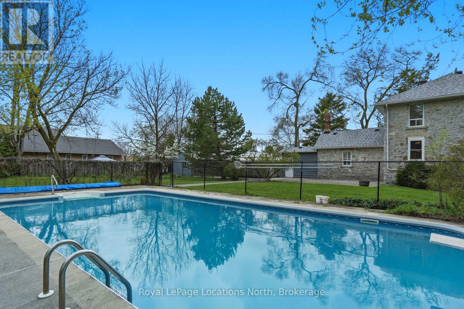 562 Cameron Street Property Photo 30