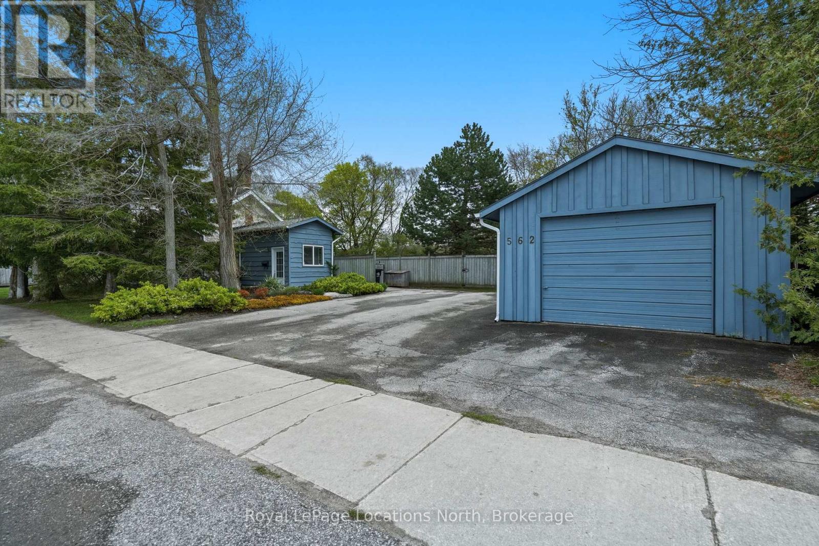 562 Cameron Street Property Photo 38