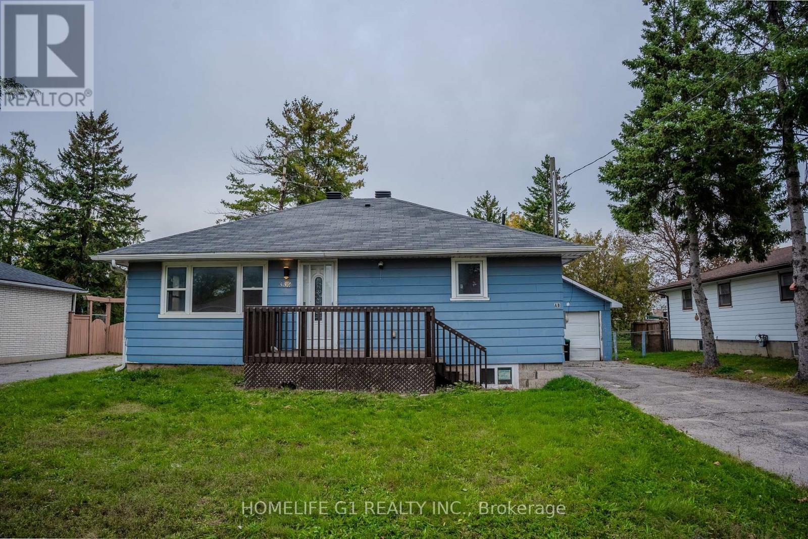 332 GROVE STREET E Property Photo 1