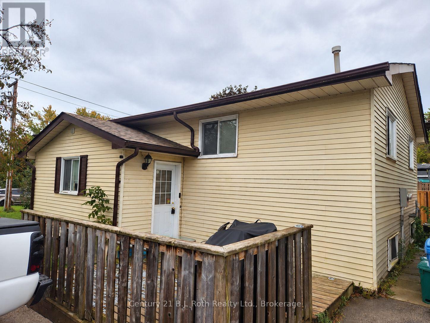 Lower - 12 Shannon Street Property Photo 1