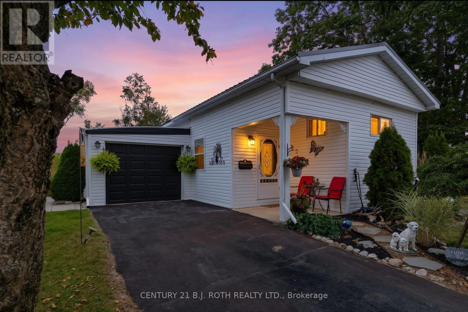 38 Cameron Drive Property Photo 1