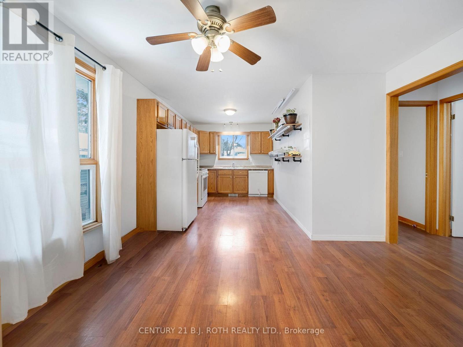 292 Millard Street Property Photo 5
