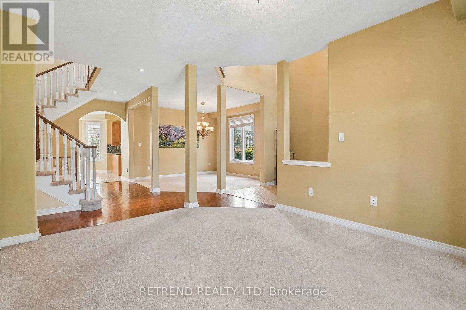 36 Sandringham Drive Property Photo 5