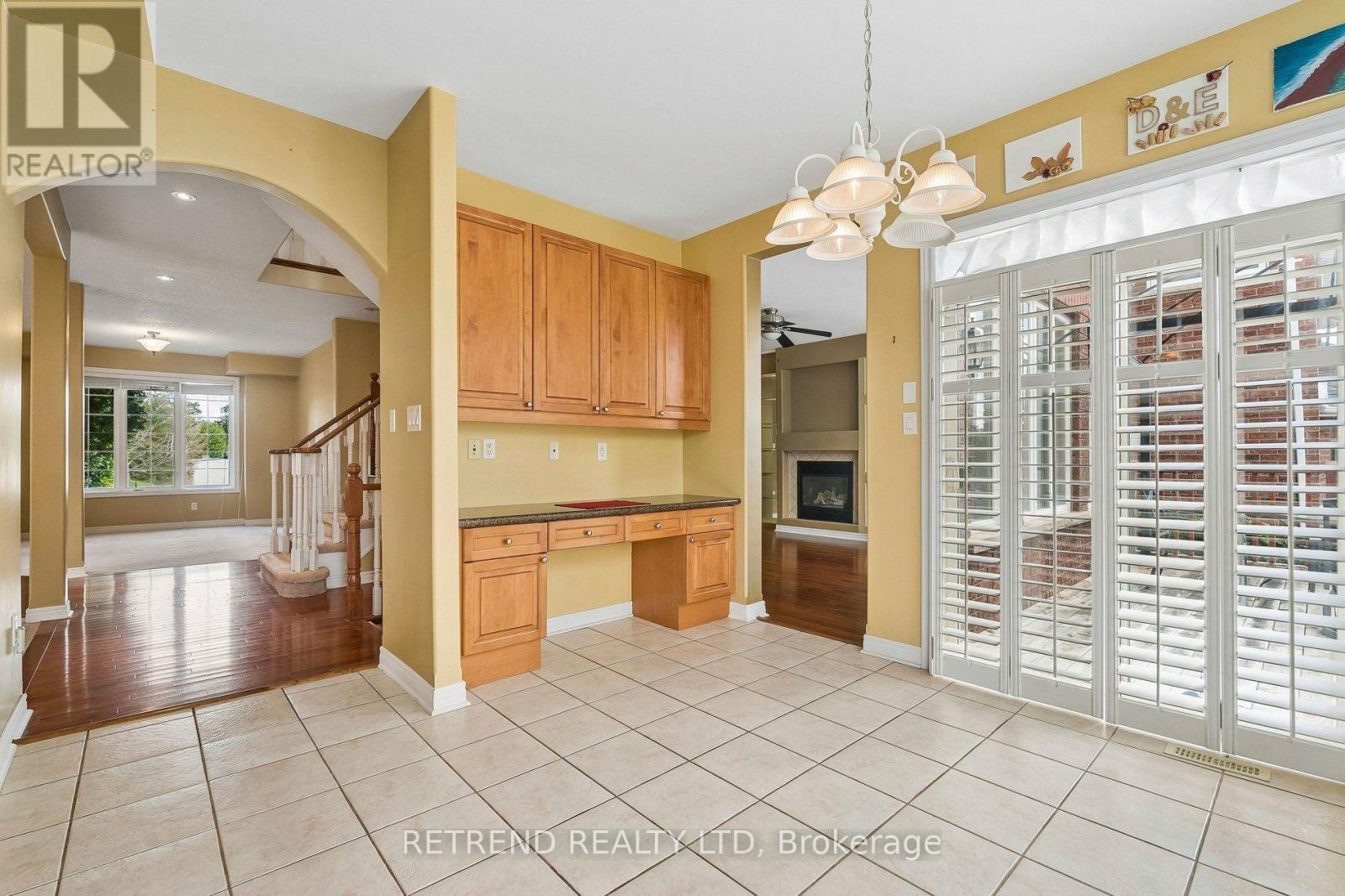 36 Sandringham Drive Property Photo 11