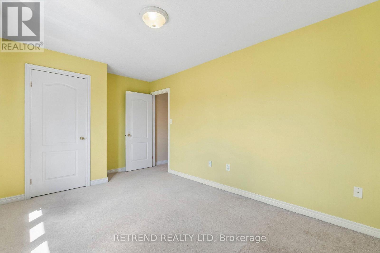 36 Sandringham Drive Property Photo 33