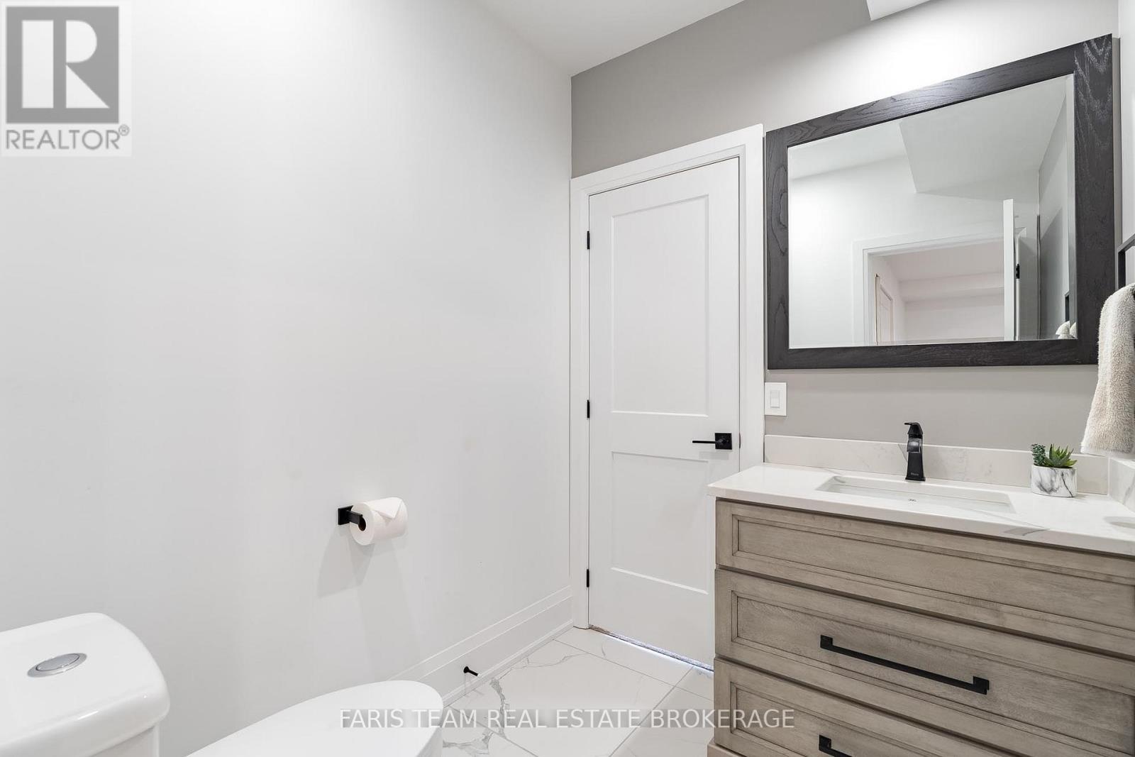 7 Reynolds Road Property Photo 35