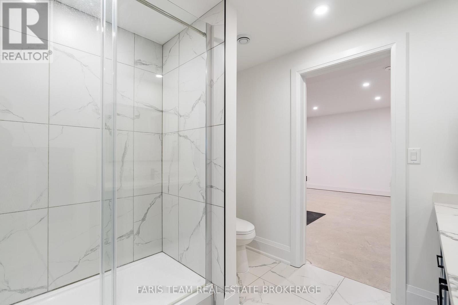 7 Reynolds Road Property Photo 37