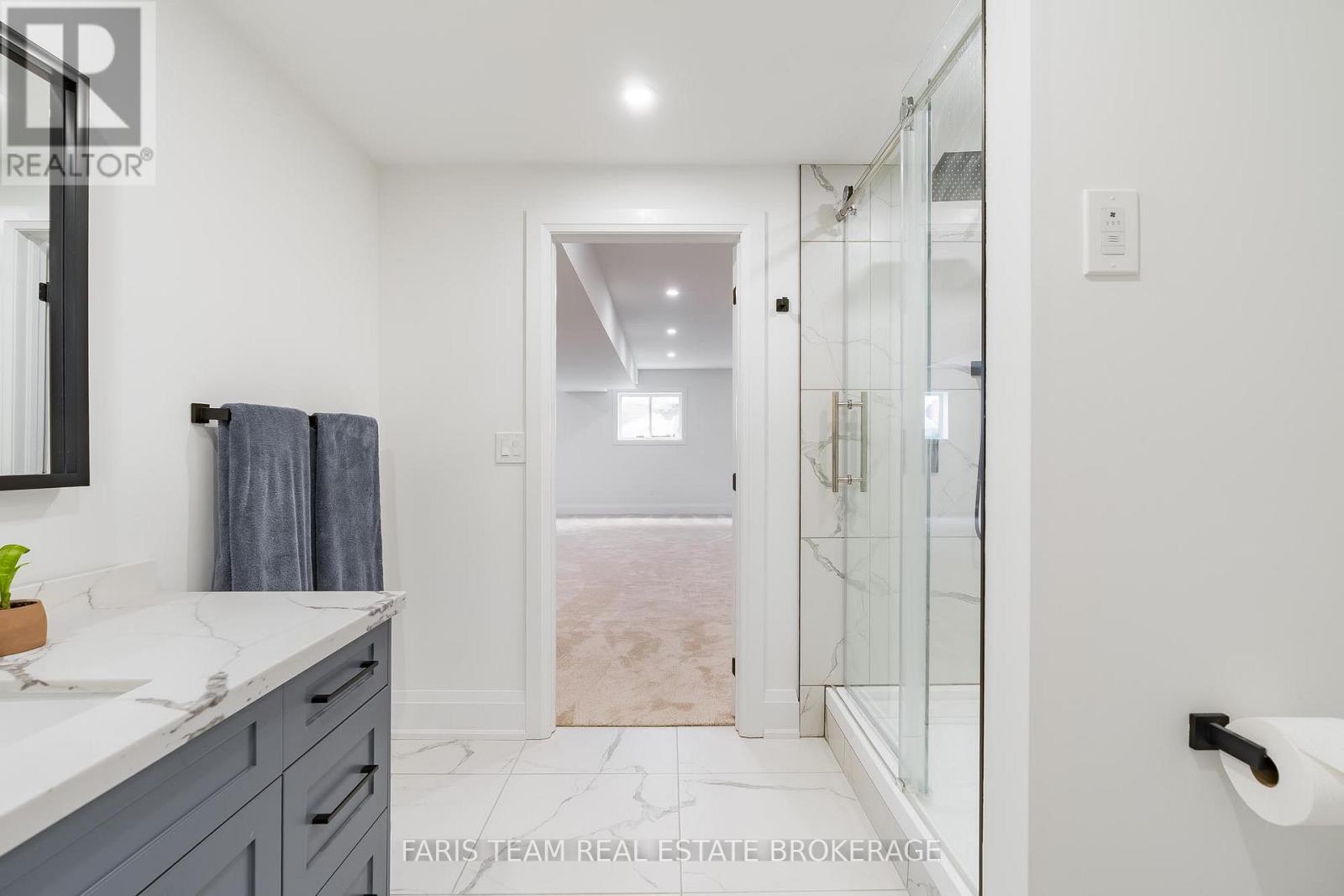 7 Reynolds Road Property Photo 38