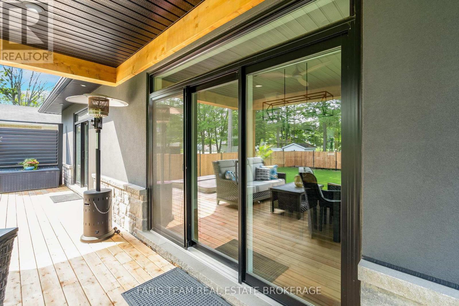 7 Reynolds Road Property Photo 39