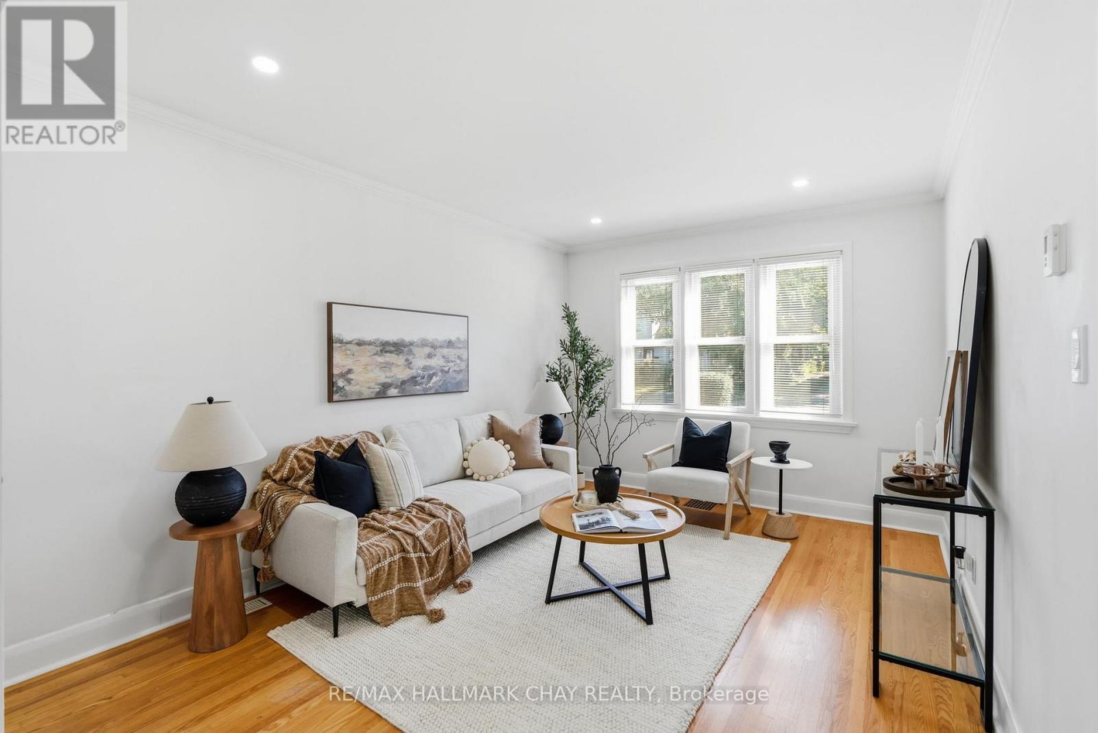 174 St Vincent Street Property Photo 3