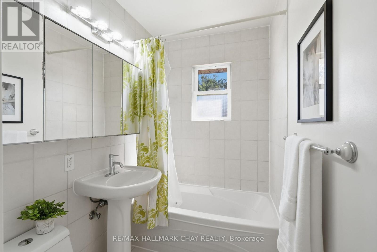 174 St Vincent Street Property Photo 12
