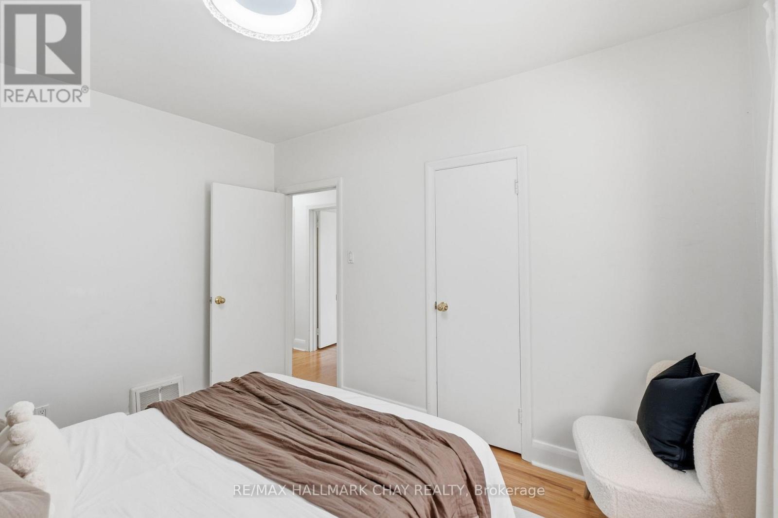 174 St Vincent Street Property Photo 15