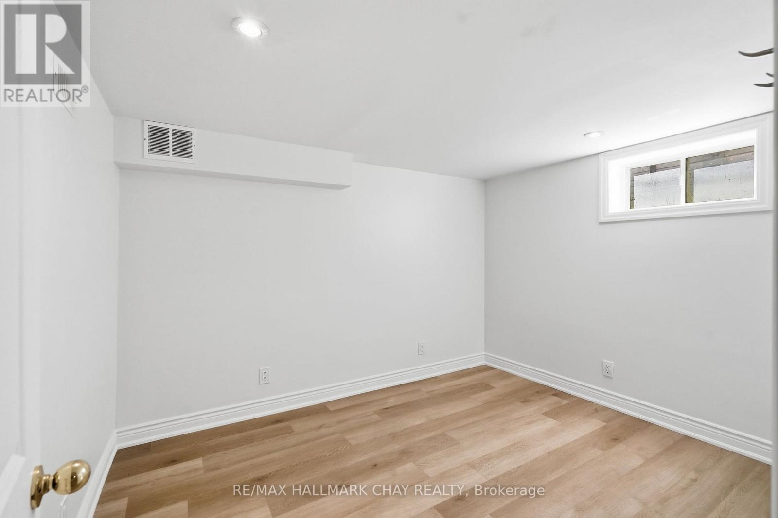 174 St Vincent Street Property Photo 21
