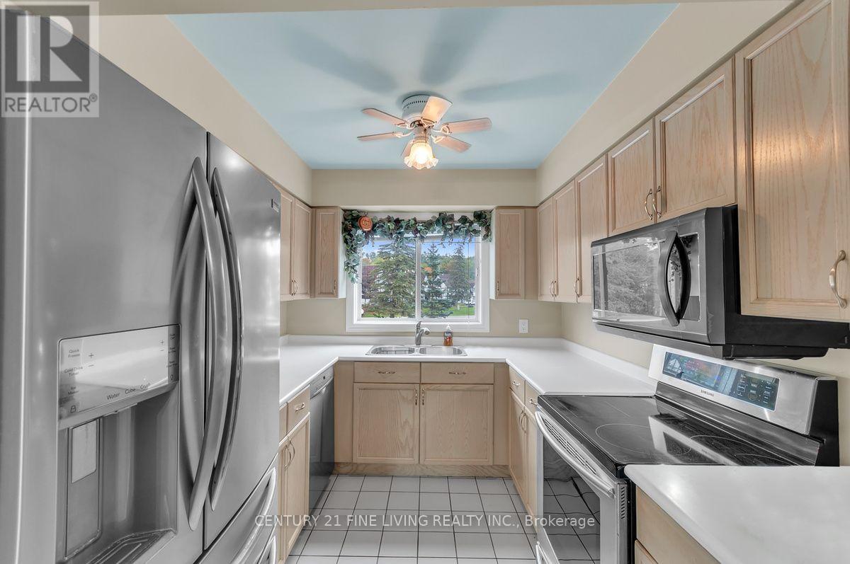 2 - 30 Laguna Parkway Property Photo 18