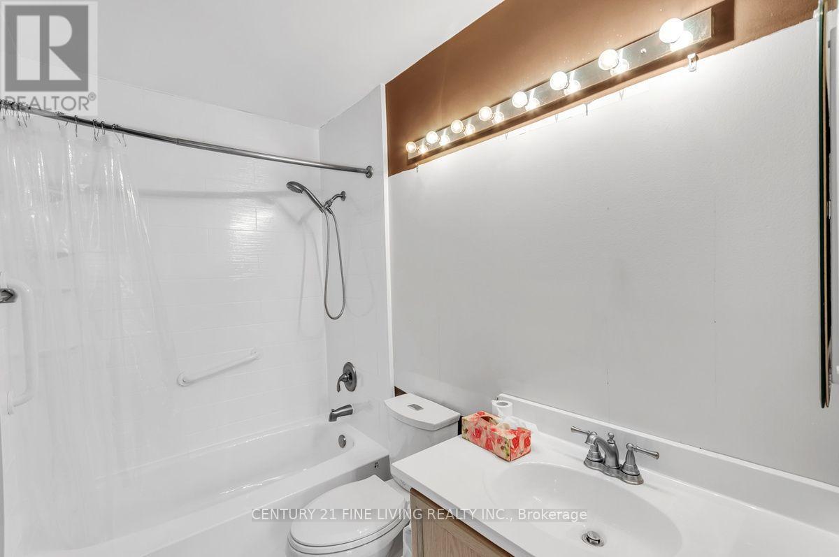 2 - 30 Laguna Parkway Property Photo 34
