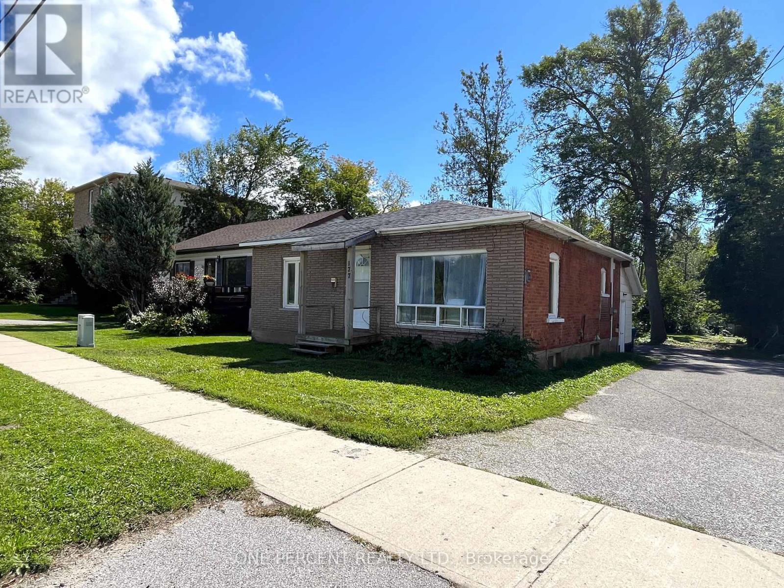 177 Atherley Road Property Photo 2