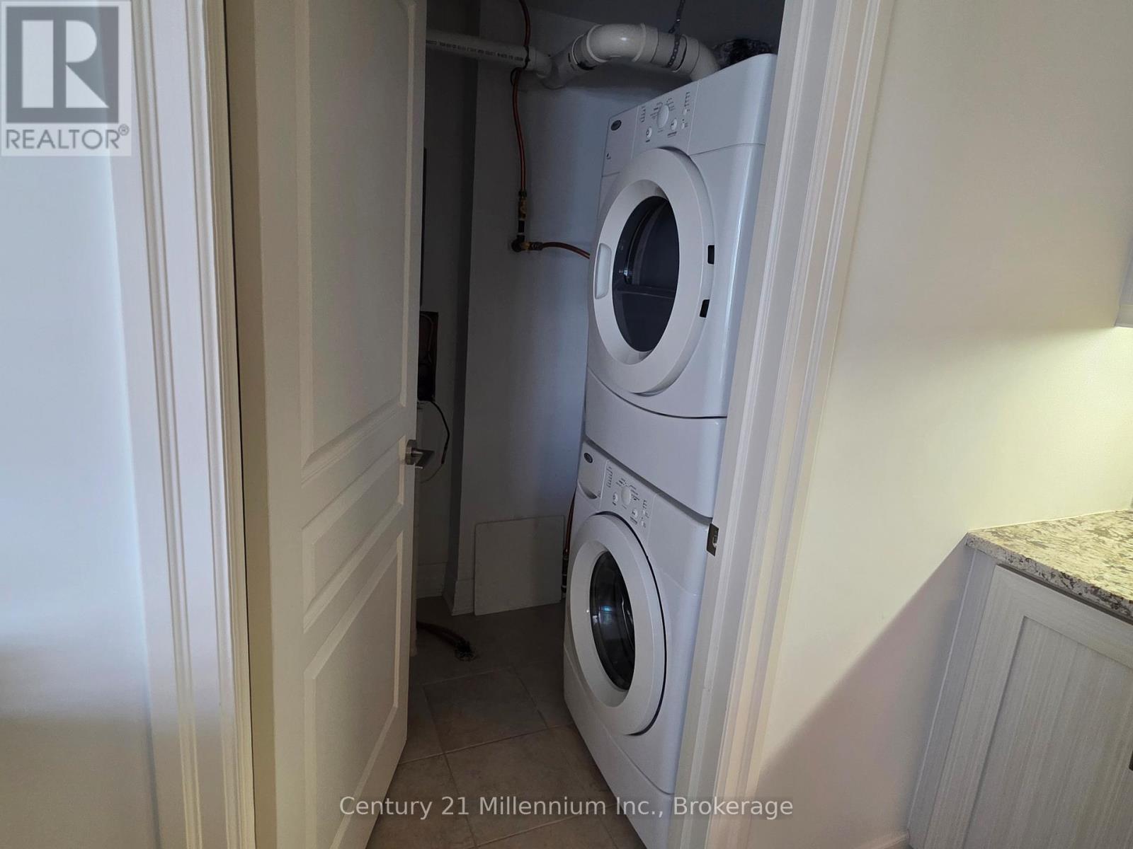 203 - 1 Shipyard Lane Property Photo 6