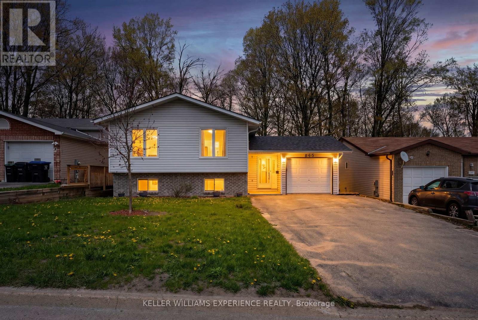 645 Bayview Drive Property Photo 2